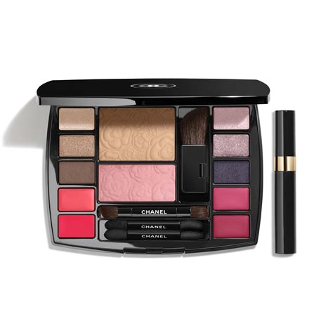 chanel makeup palette.